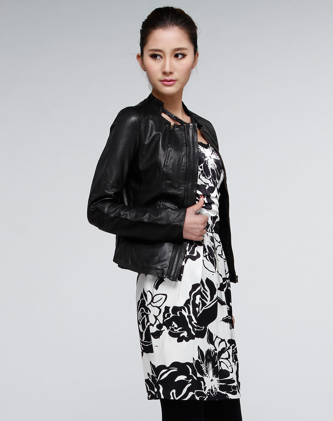 mason女款黑色皮衣