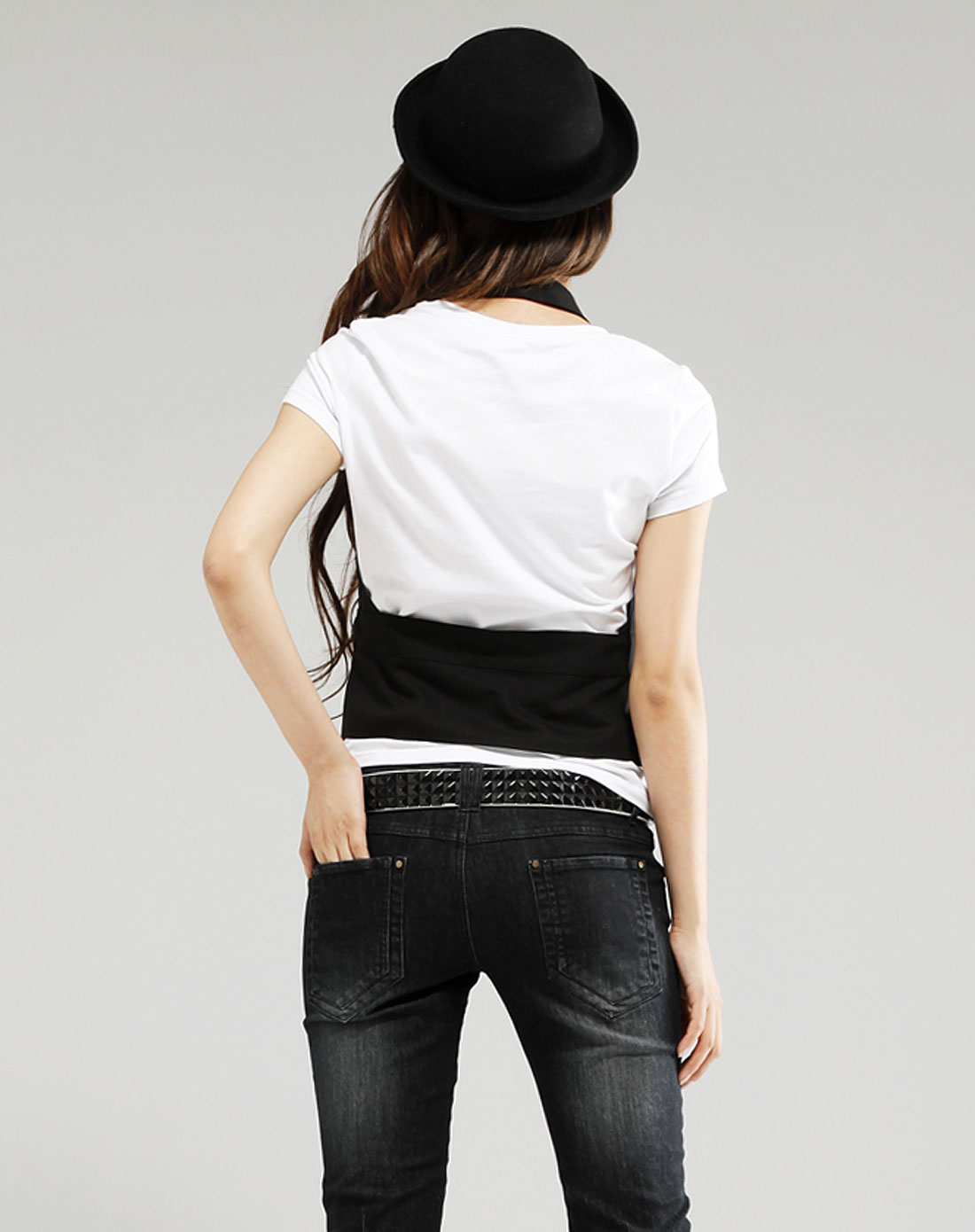 黑色<em>时尚马甲</em>_婉甸特价