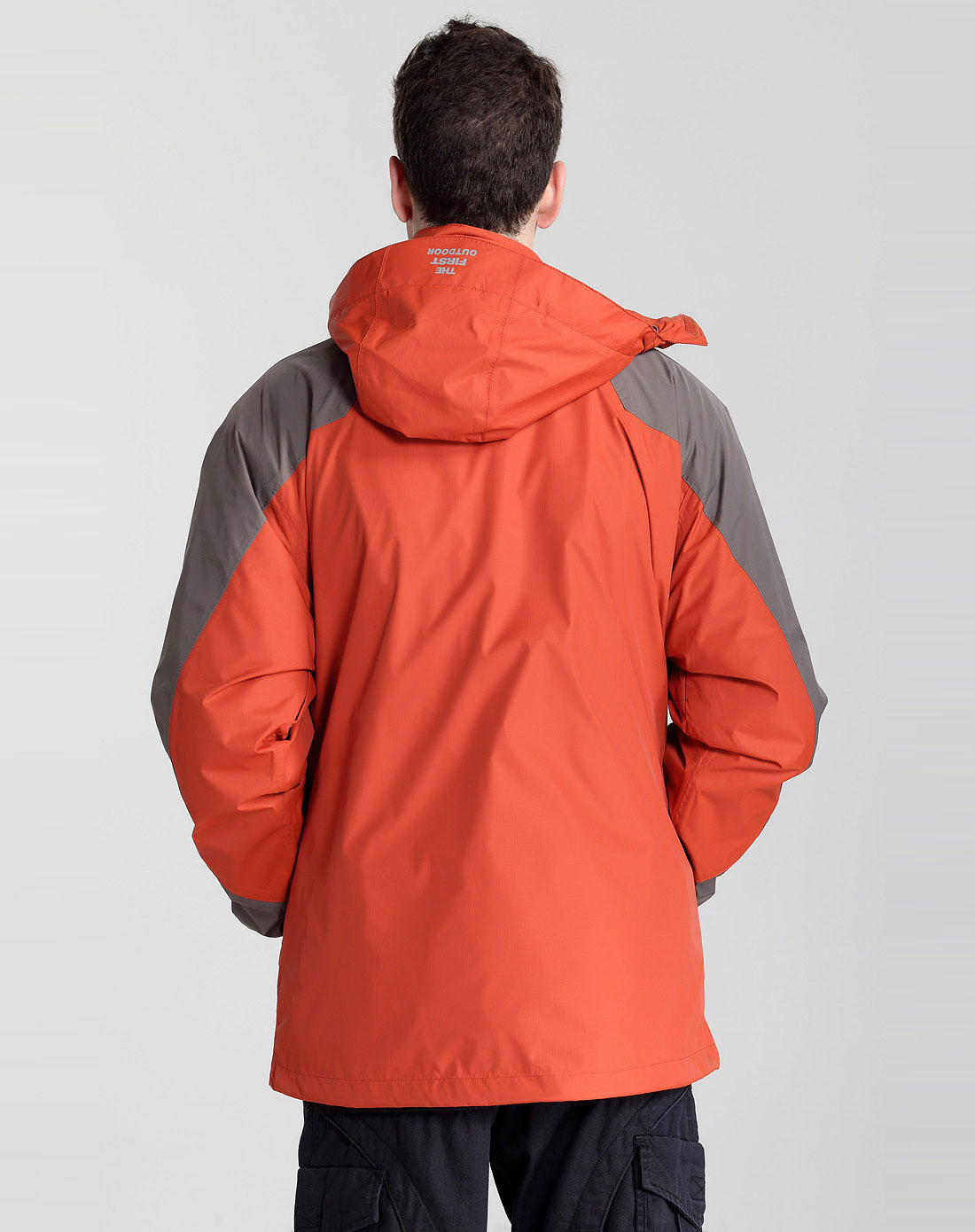 美国第一户外男款铁橙色冲锋衣06210017I01