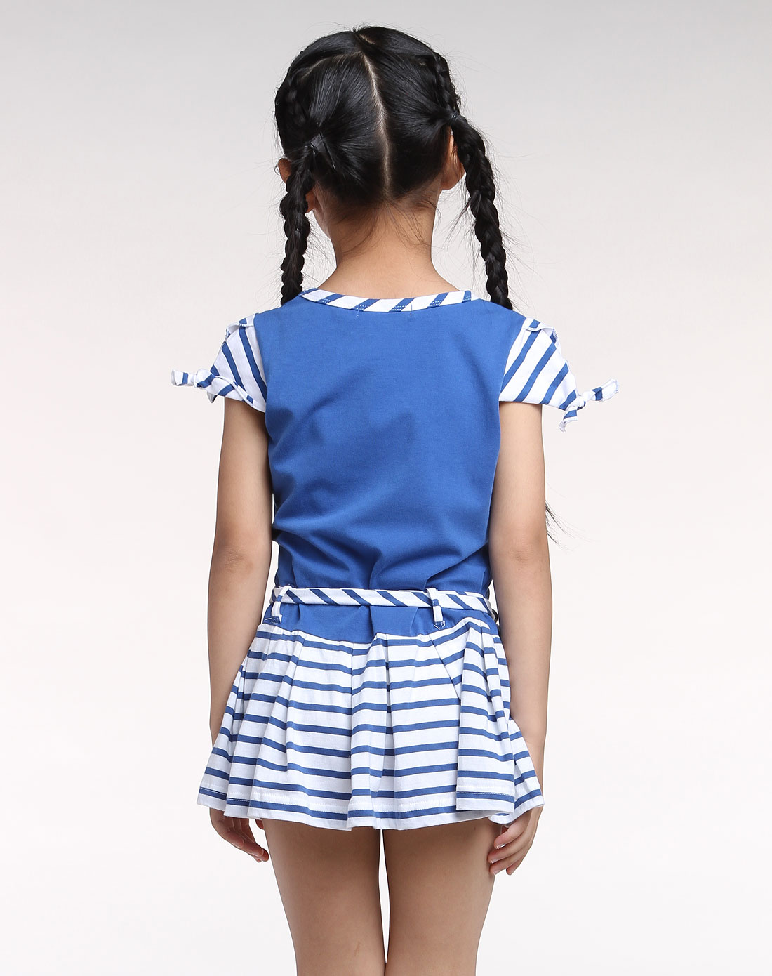 <em>女童短袖连衣裙</em> _经验分享网