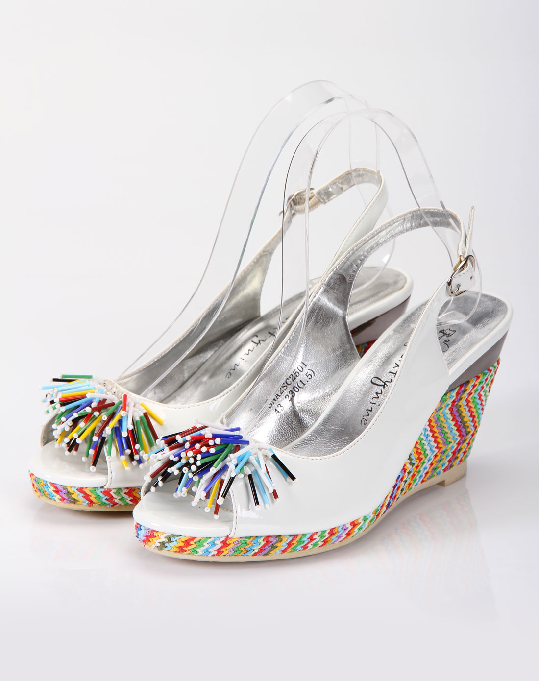 69sixtynine<em>女款</em>白色<em>凉鞋</em>sna2sc250143