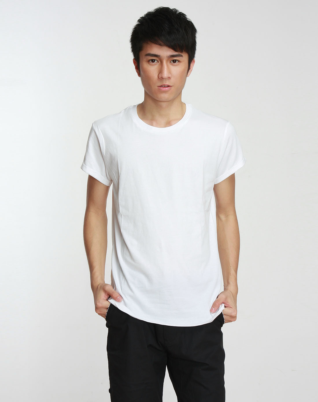 男款白色<em>圆领</em>短袖t恤2