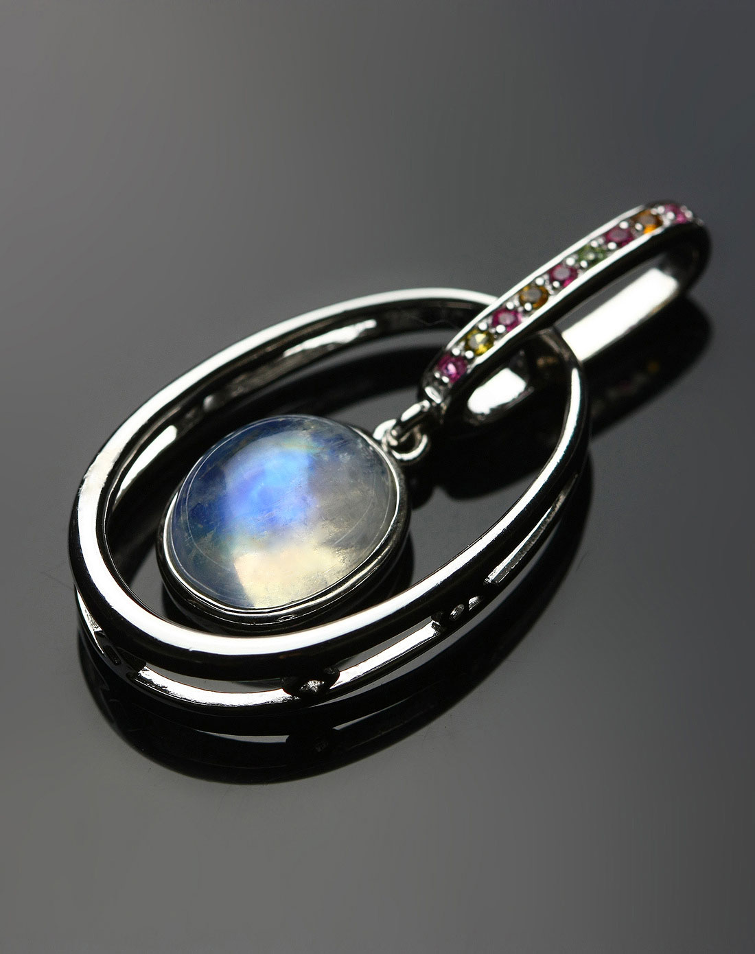 王廷珠宝waltraud jewelry饰品专场女款透蓝月光石吊坠-赠证书银链