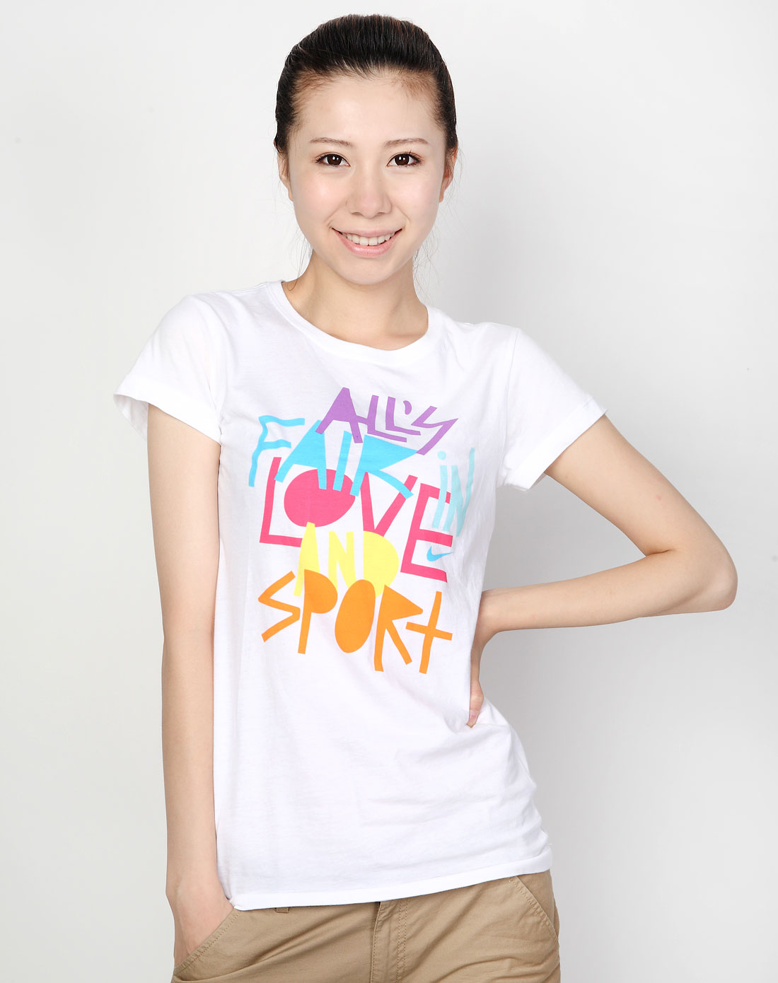 女款白色图案短袖针织衫