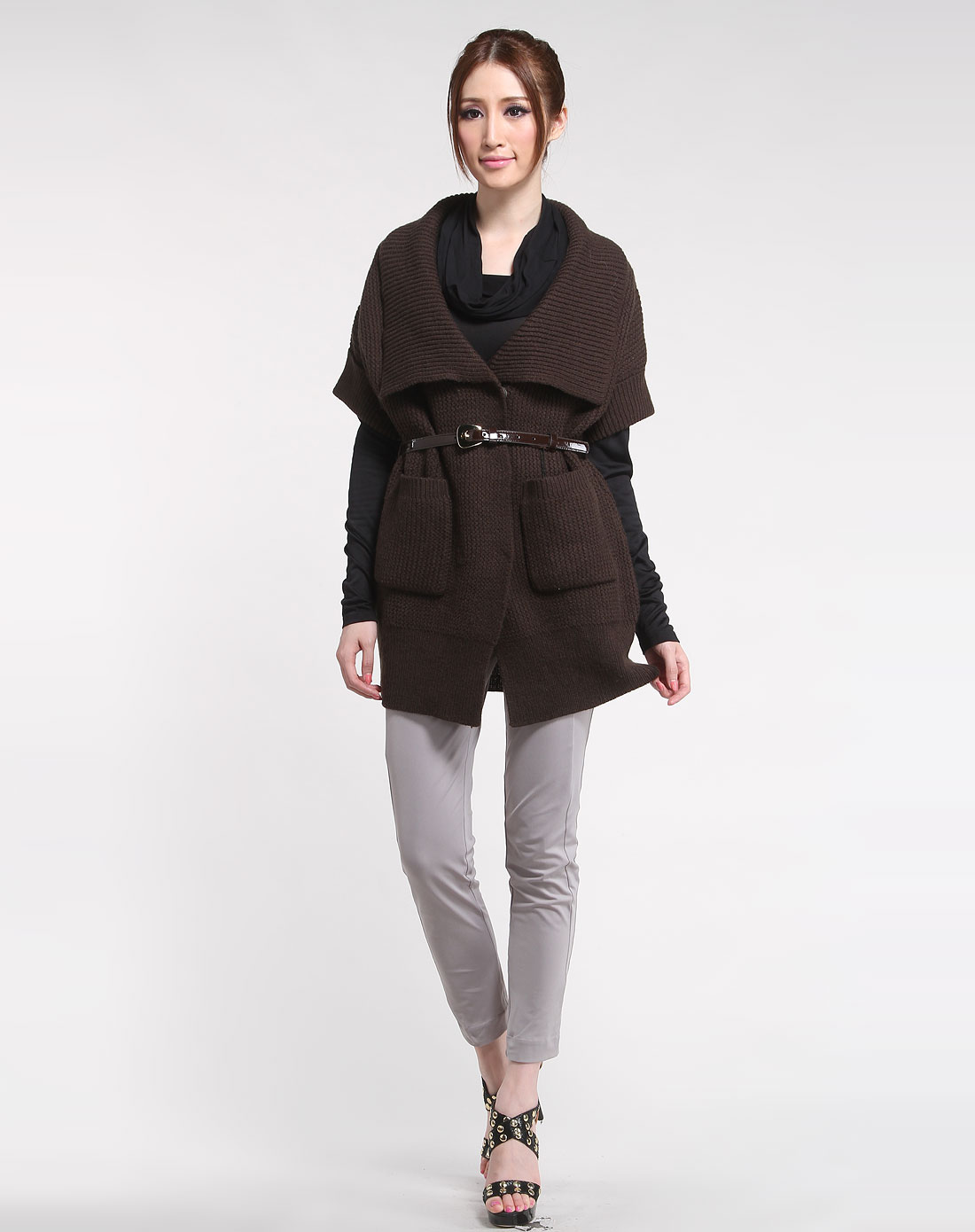 爱特爱EITIE灰绿色<em>大</em>翻领<em>开襟</em>短袖<em>毛衣</em>30017