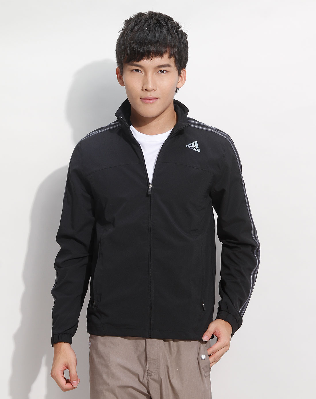 阿迪达斯adidas黑色<em>休闲</em>长袖<em>外套</em>E67045_<em>唯品会</em>