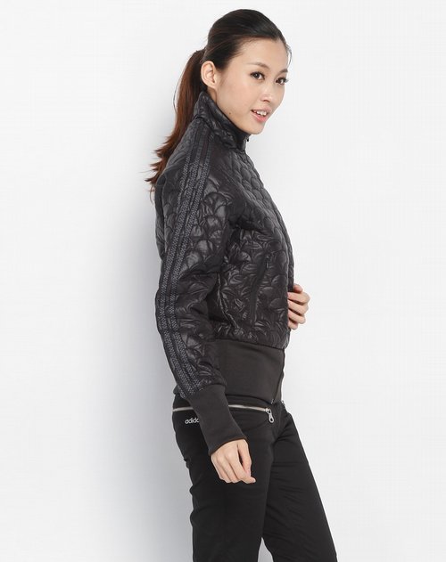 <em>阿迪达斯adidas</em>女装NEO <em>女款黑色</em>波纹长袖外