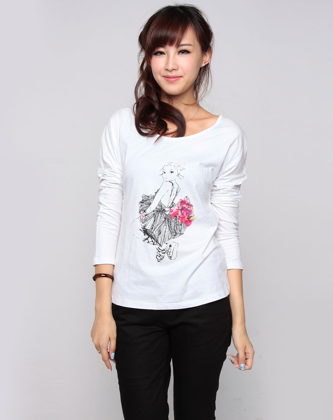 本白色芭蕾舞<em>少女</em>长袖<em>t恤</em>