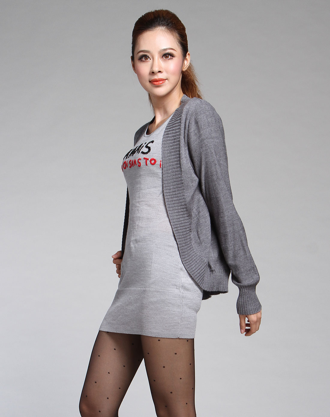 ELLE中灰色简约休闲<em>开襟</em>长袖<em>毛衣</em>外套0C13K