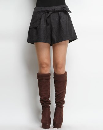 威雅达<em>女装深灰色</em>毛呢<em>短裤</em>113016004中色_唯