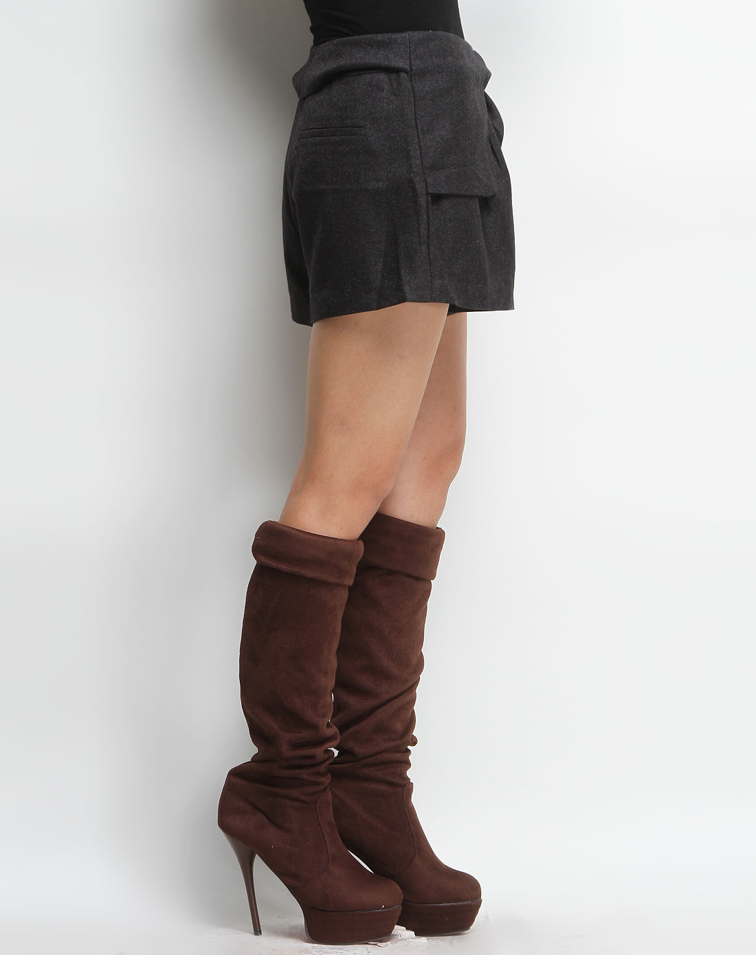 威雅达<em>女装深灰色</em>毛呢<em>短裤</em>113016004中色_唯