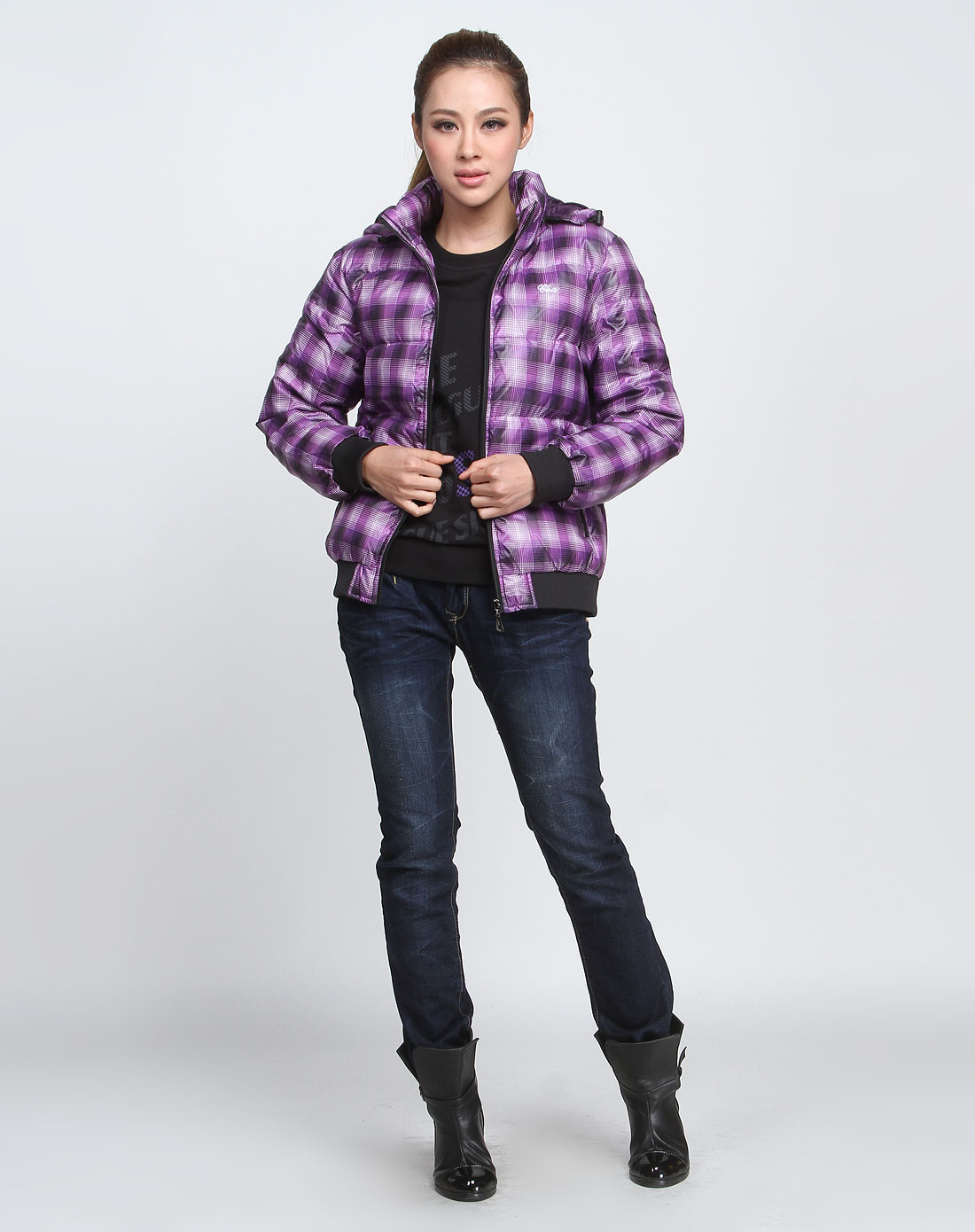 <em>CBA女款</em>紫色时尚长袖羽绒服6331403-083_唯