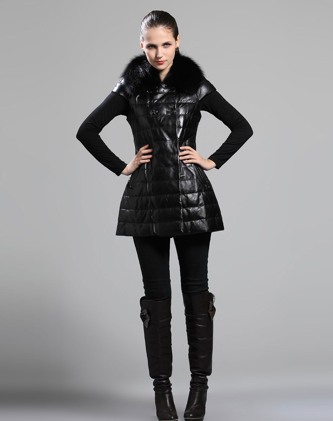 黛芙瑞利女款黑色绵羊皮<em>长款羽绒马夹</em>皮衣F1