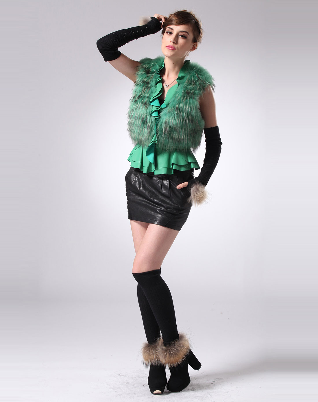 专场貉子毛真皮短款马甲