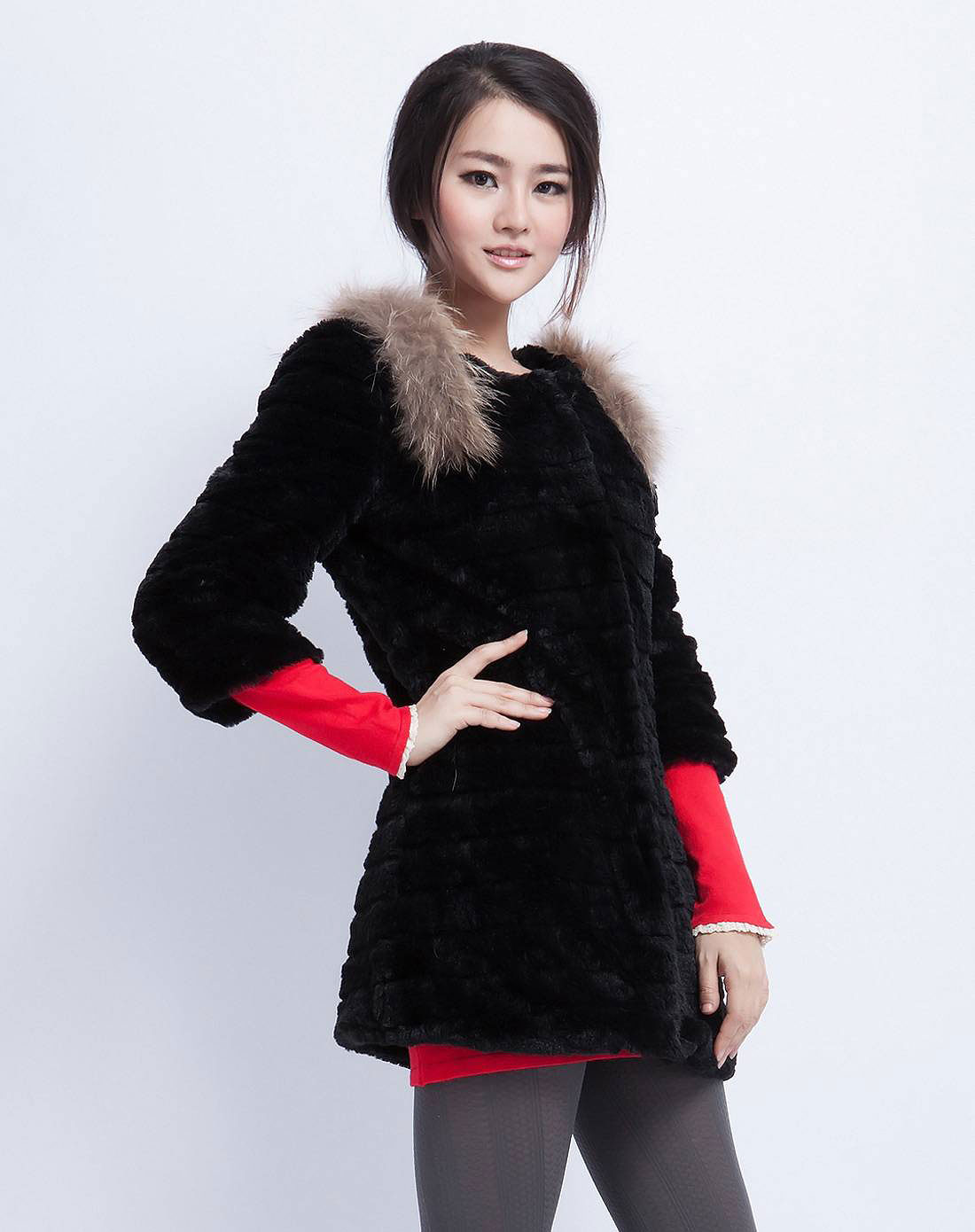 艾夫斯女款专场女款黑色长款<em>皮草外套</em>G21242