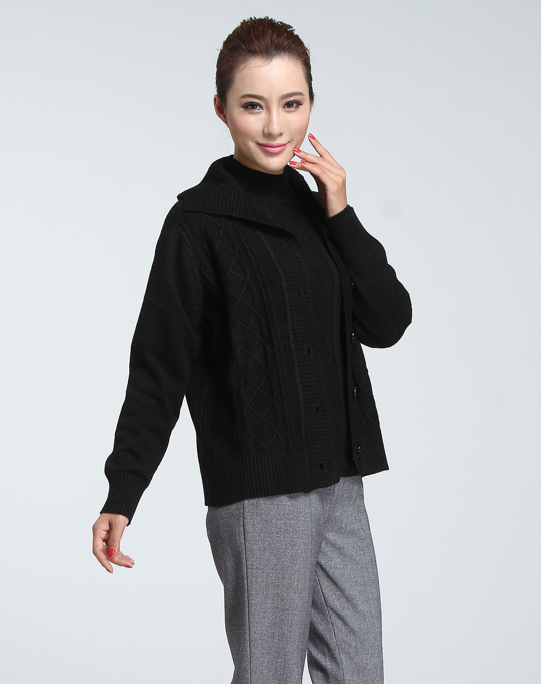 昊意<em>黑色</em>翻领<em>长袖针织开衫</em>23E9910100_唯品