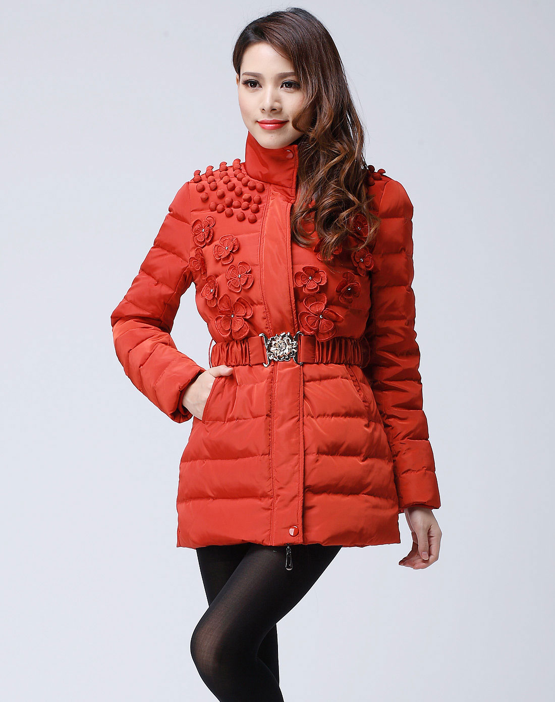 ZIMMUR<em>女款</em>橘<em>红色羽绒服</em>Z12QGC011JR_唯