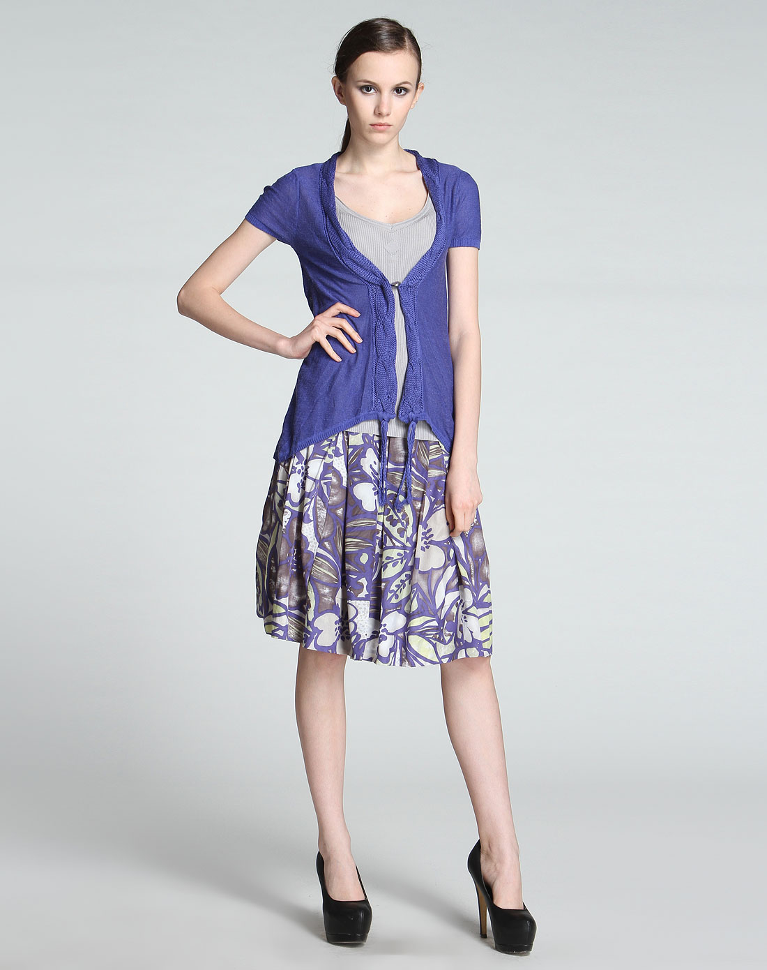 歌力思ellassay紫蓝色休闲<em>短袖针织开衫</em>W092