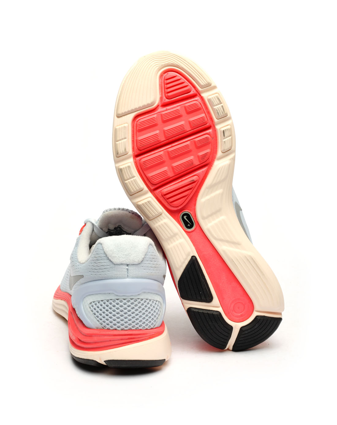 <em>耐克Nike女子</em>白色<em>LUNARGLIDE</em> <em>跑步鞋</em>53753