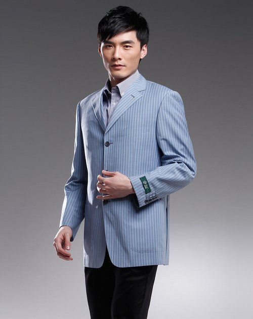 benato蓝色翻领粗条纹时尚长袖西服