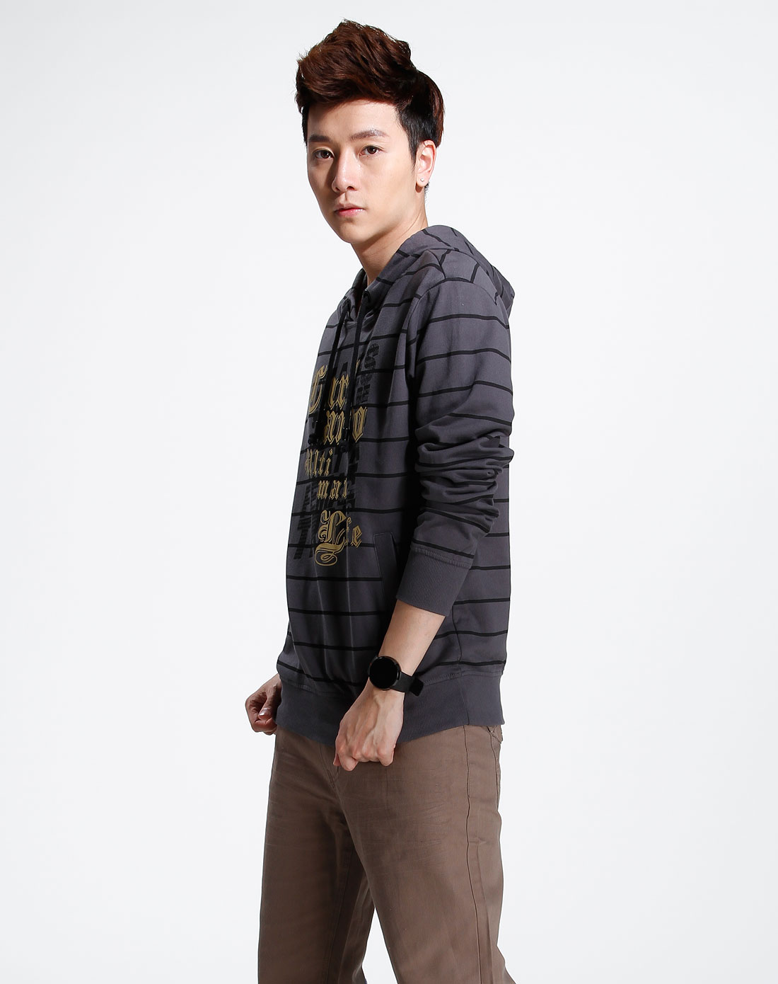 卡丹路cardanro休闲男装专场深灰色带帽印字长袖上衣