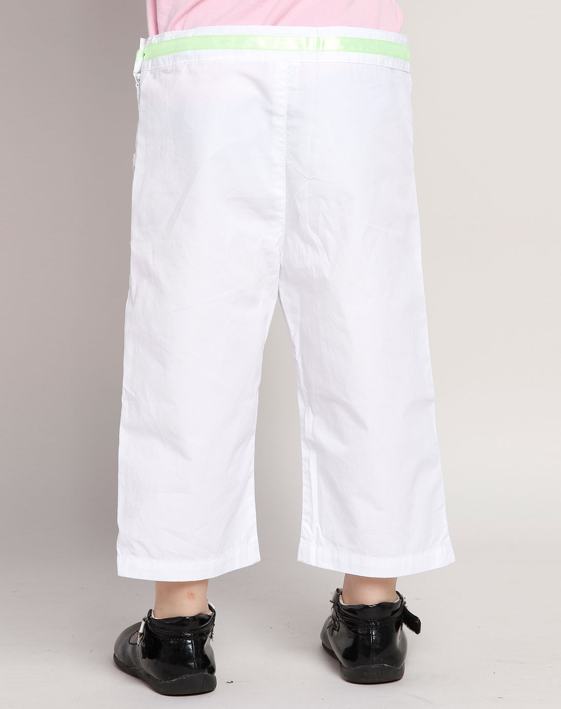 天线宝宝teletubbies童装专场女童白色休闲七分裤