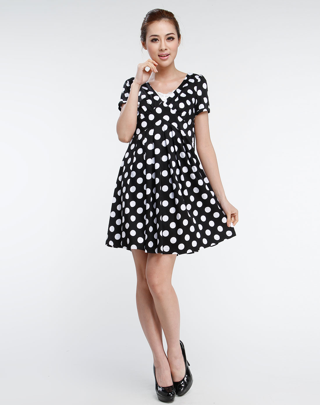 麦莎蒂miss shirly女装专场黑色点点时尚短袖连衣裙