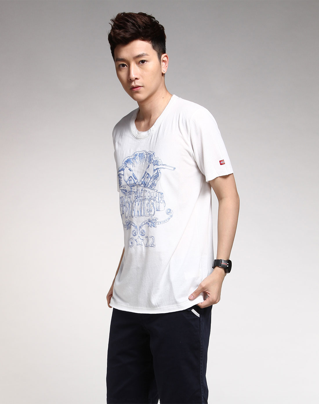 帝客dickies本白色绣图针织短袖t恤衫_唯品会名牌时尚折扣网