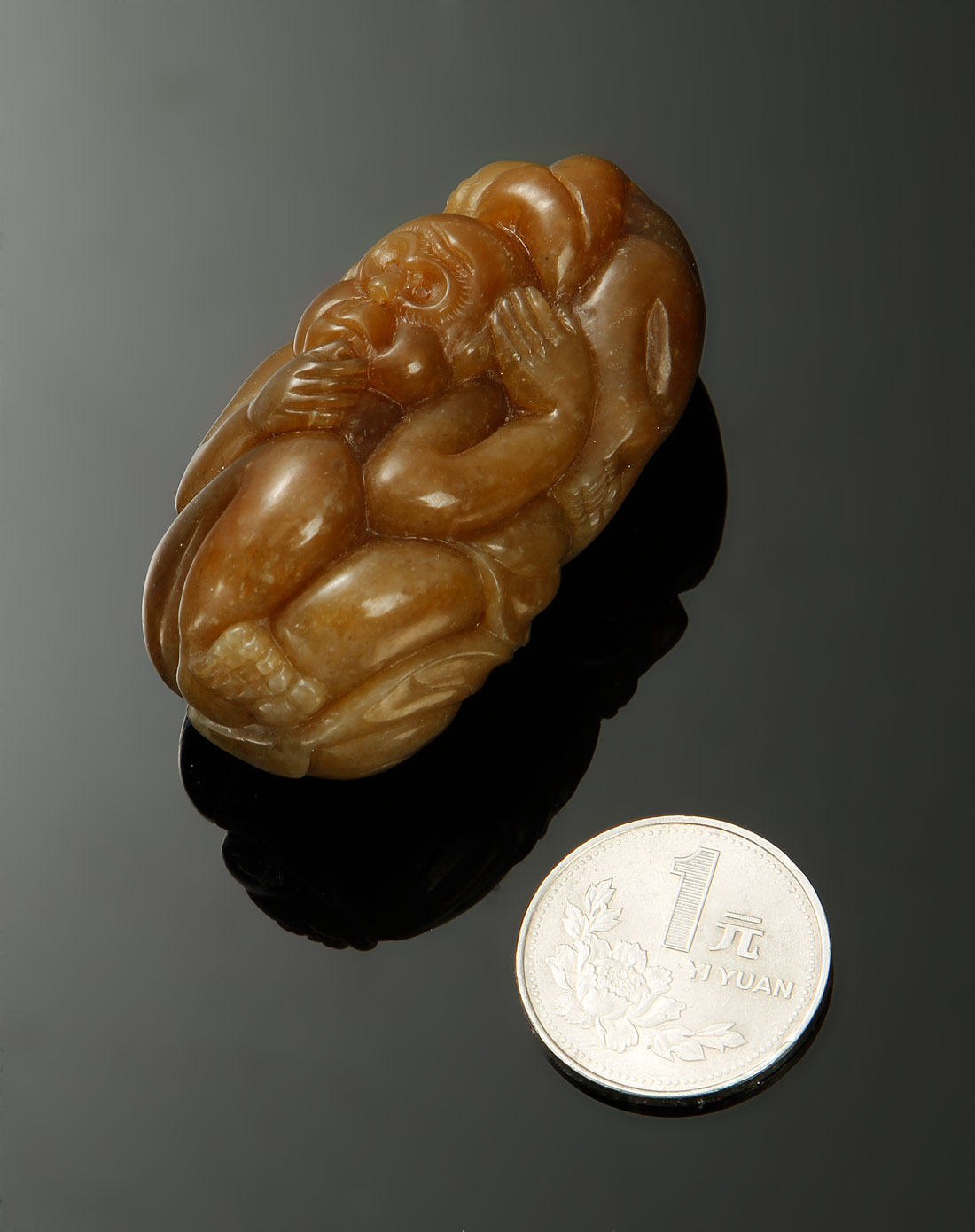 宝玉石贵重专场褐色和田玉把件