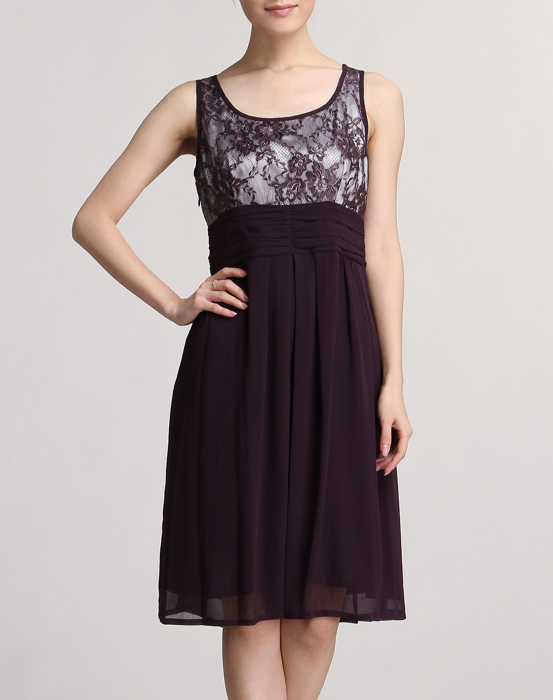 应大yingdak女装专场女款绛紫连衣裙