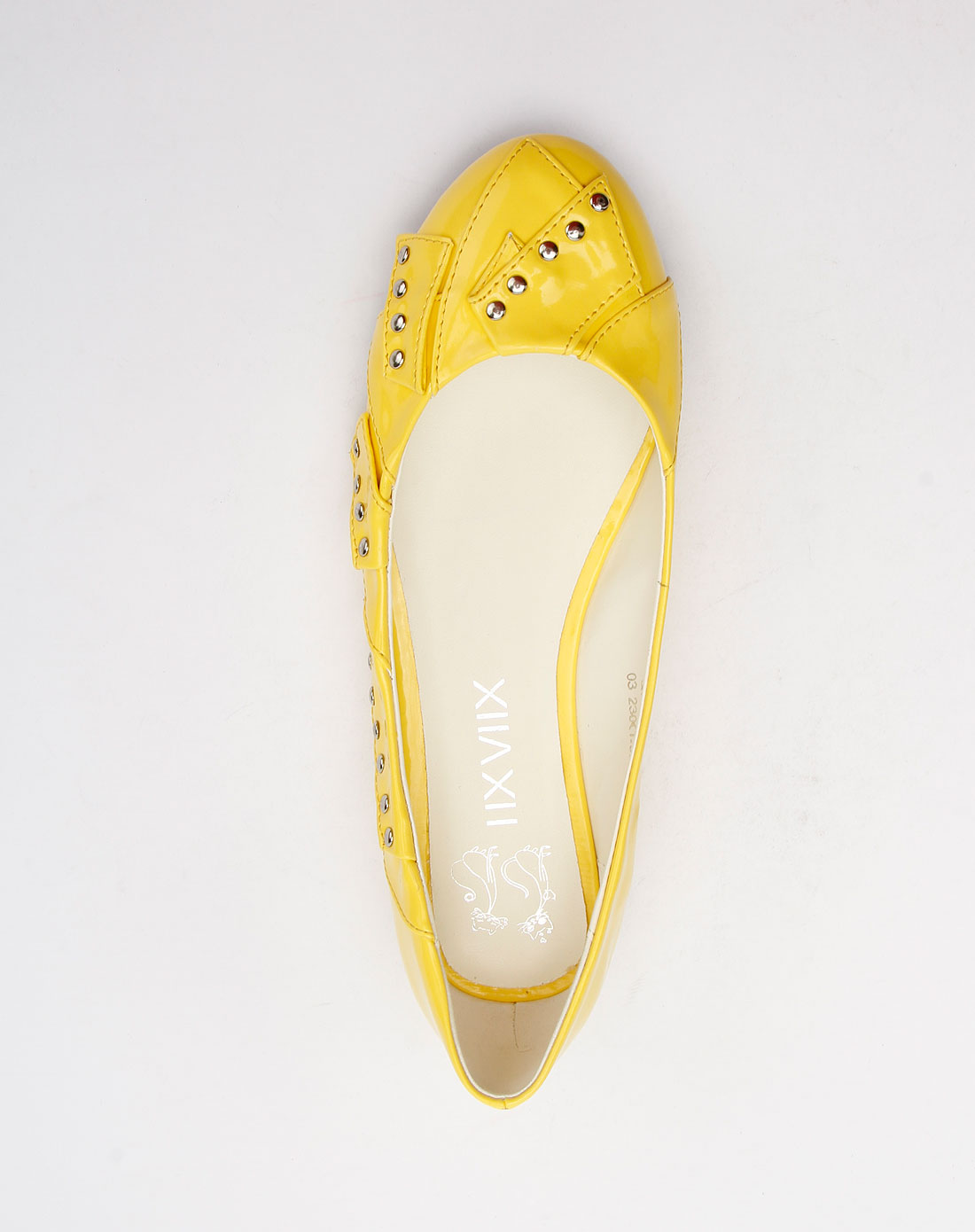 女款黄色时尚平底鞋