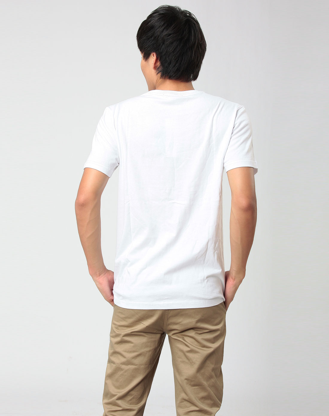 艾夫斯itisf4男款专场漂白色圆领短袖t恤