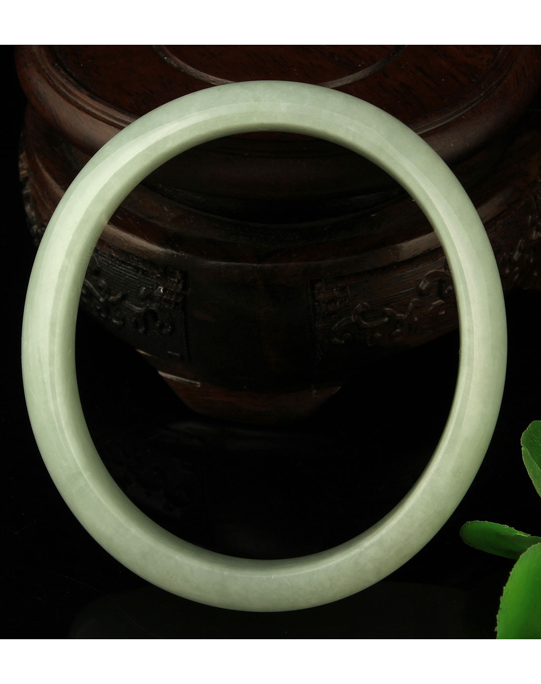 凝萃坊rare贵重专场天然豆青种翡翠贵妃镯02