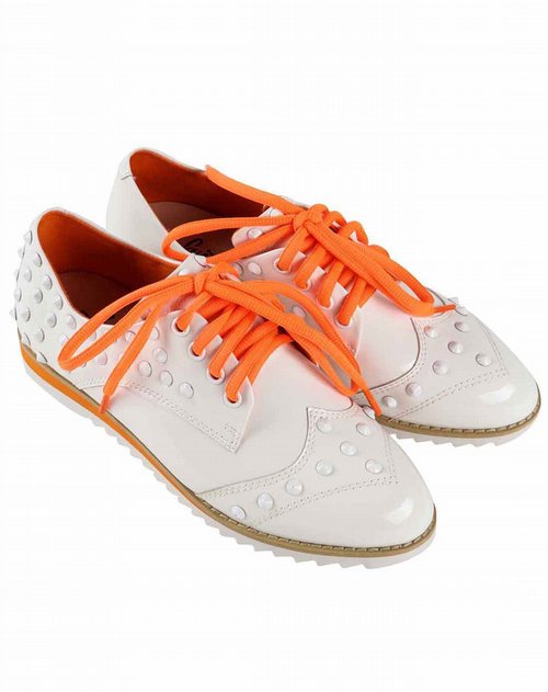 乐薇lavis lavie女鞋专场铆钉装饰牛漆皮内增高系带单鞋