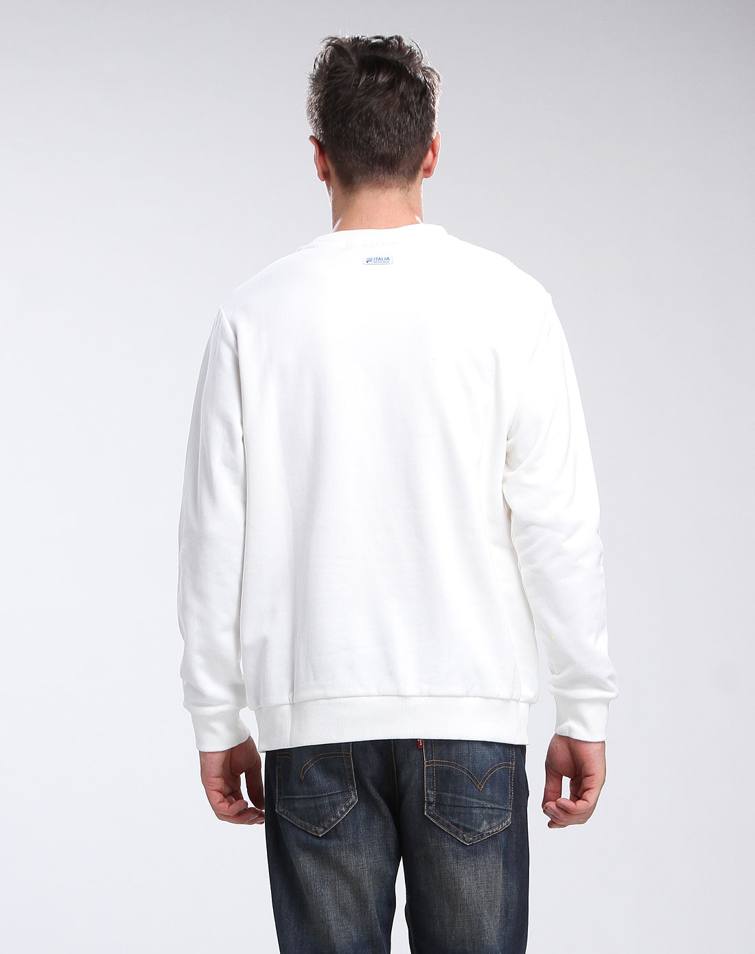 白色印字母长袖卫衣