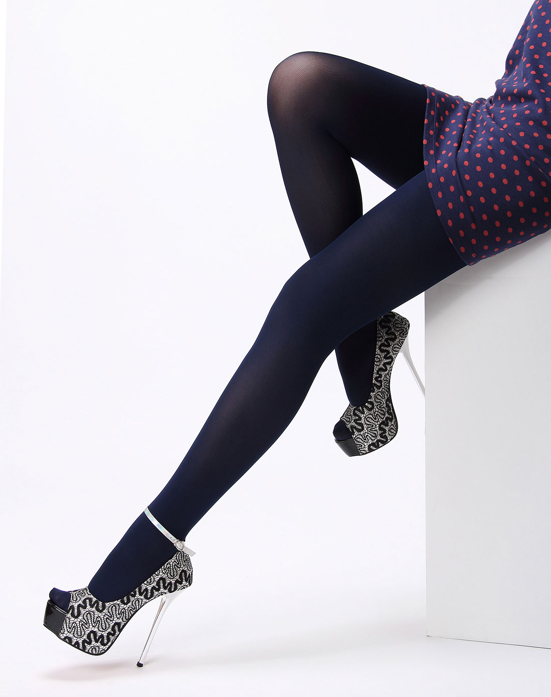 [ 诗柔 ] 藏青色细条纹提花连裤袜 120d