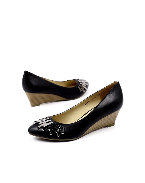 百丽belle黑色简约装饰坡跟鞋_唯品会名牌时尚折扣网