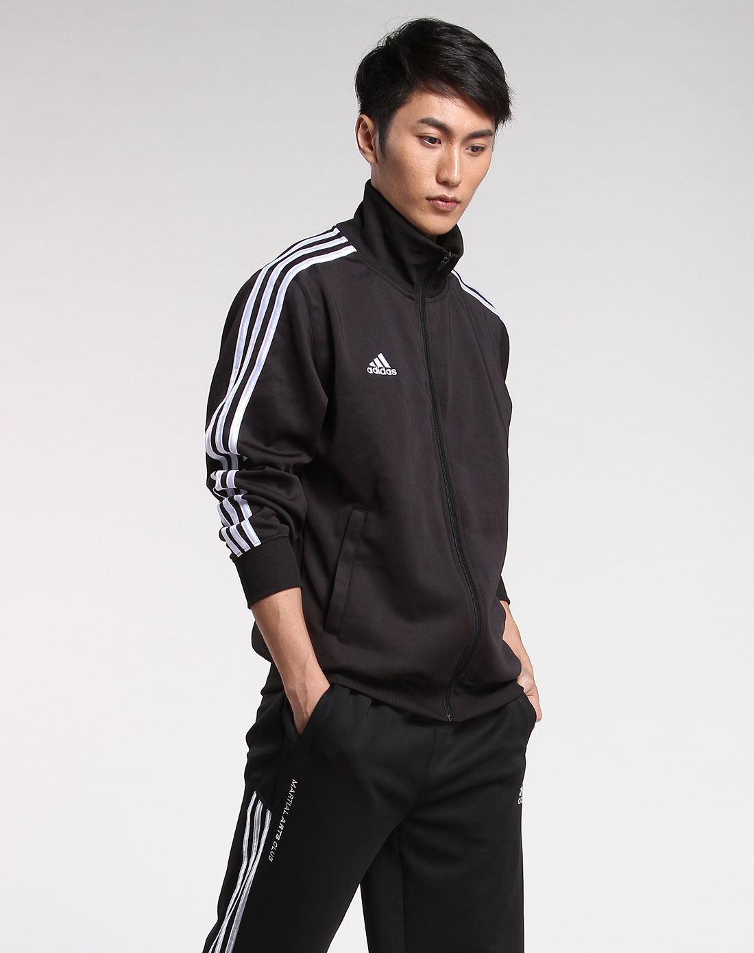 [ 阿迪达斯 ] 男款黑/白色时尚长袖礼盒装运动服