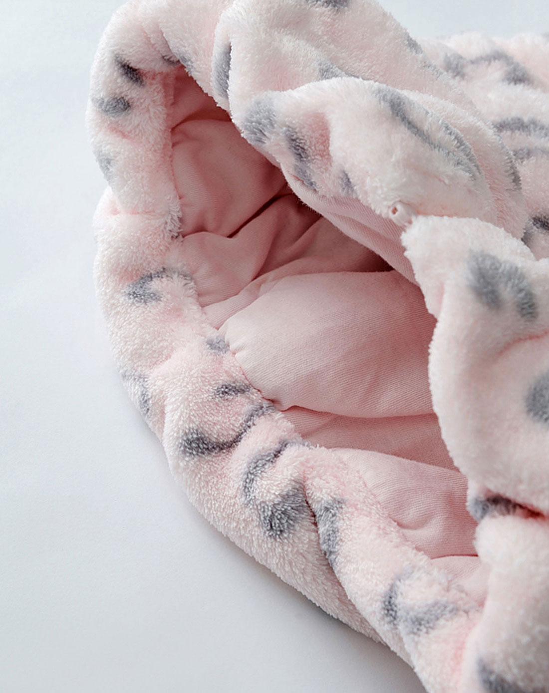 女宝宝红色针织绒背心