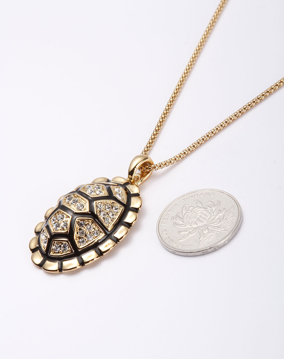 威妮华viennois饰品专场 > 金色时尚镶仿钻乌龟壳项链