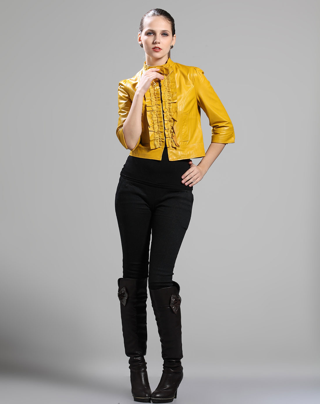 女款柠檬黄绵羊皮短装皮衣