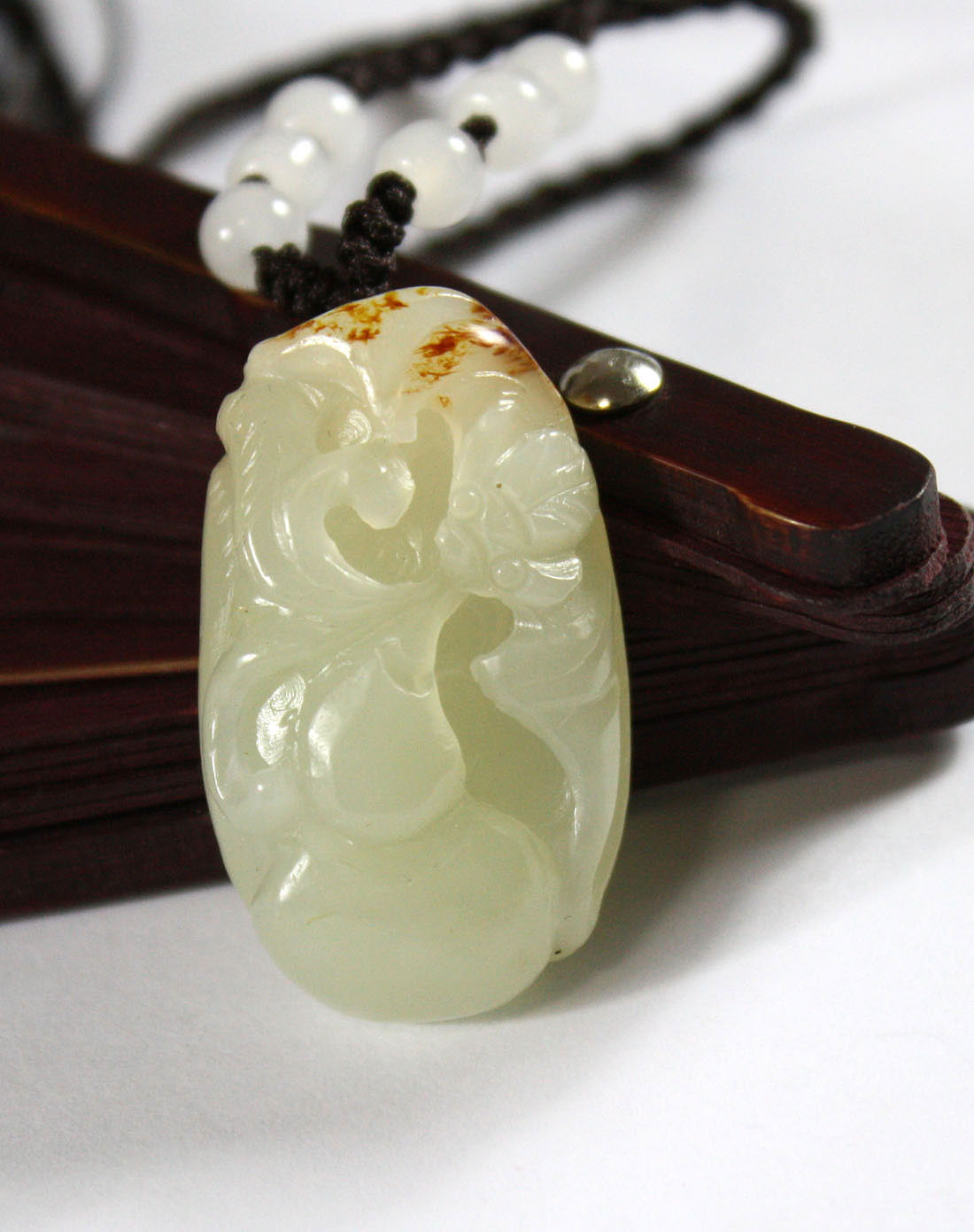 带皮原石雕刻蝙蝠单葫芦天然和田玉吊坠htx51(附证书)