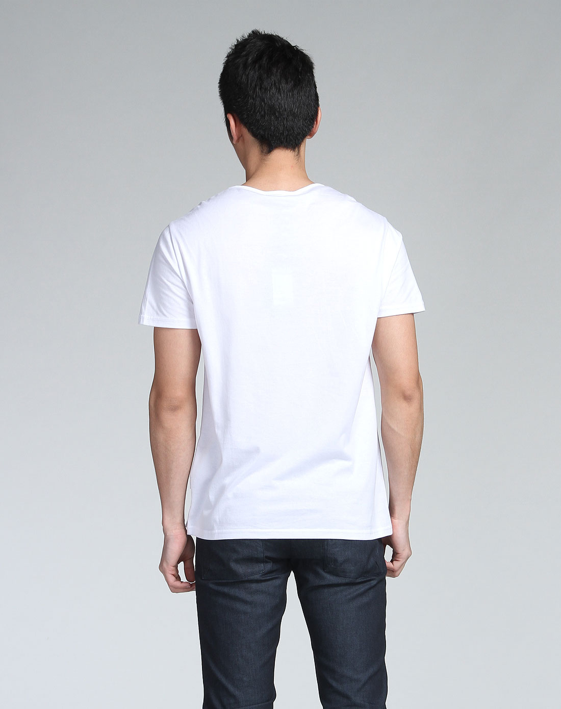 [ 马克华菲 ] 人像印图圆领白色短袖t恤