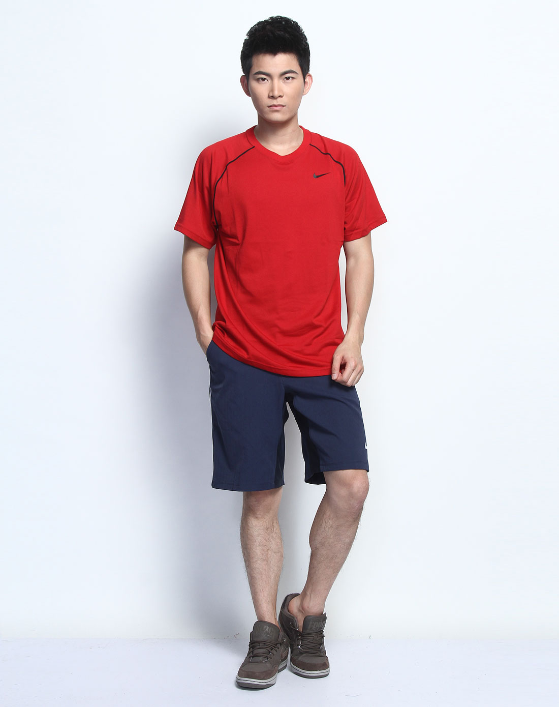 男款红色训练系列短袖t恤