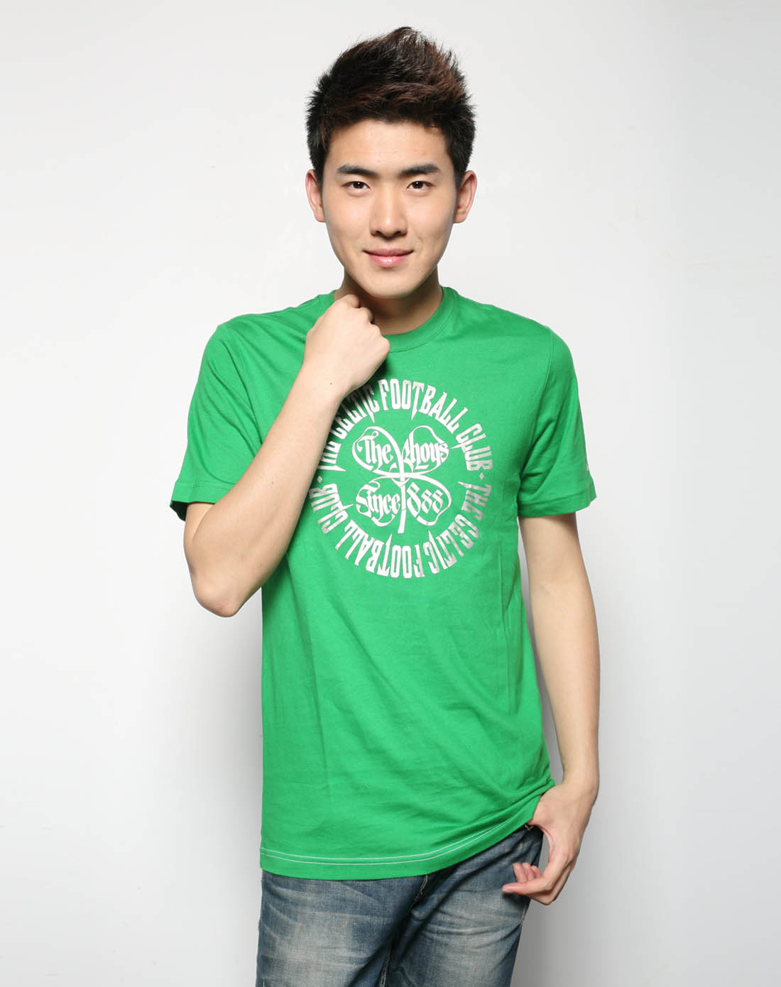 首页> 耐克nike男装专场 > 男子绿色短袖t恤