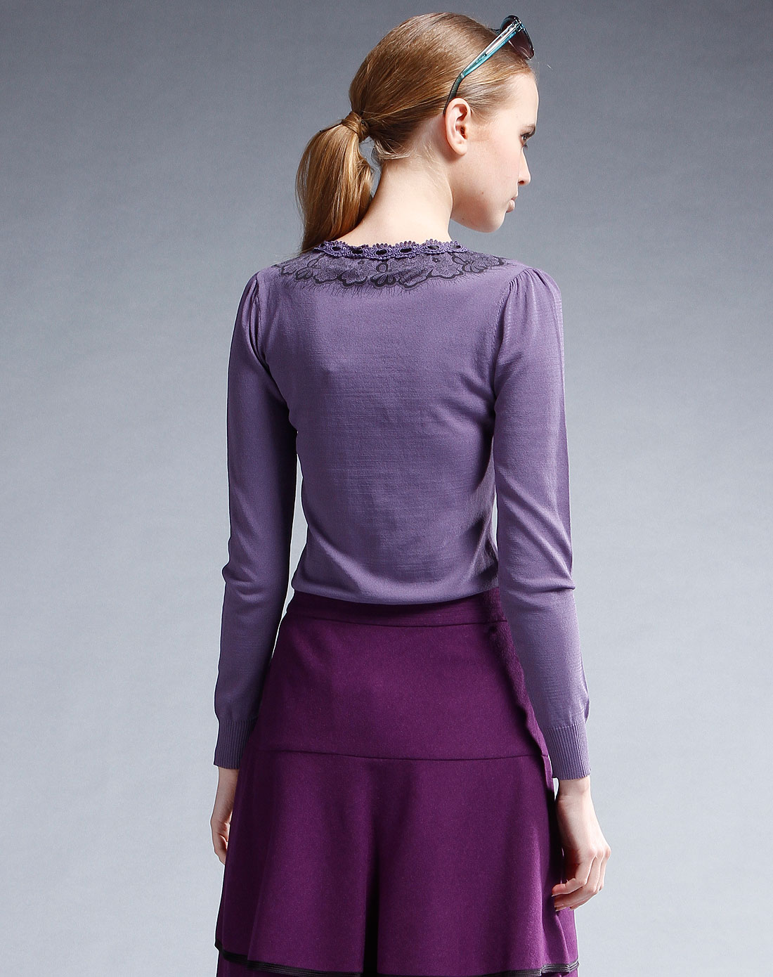 歌力思ellassay紫罗兰色时尚长袖针织衫